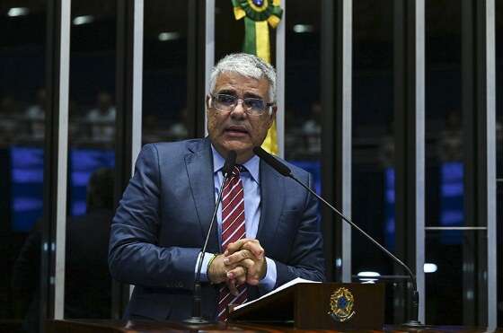senador Eduardo Girão