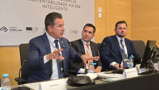 mauro e aprosoja lucas beber em portugal
