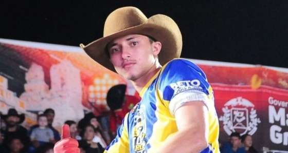 Peão de apenas 21 anos morre após ser pisoteado por boi durante rodeio